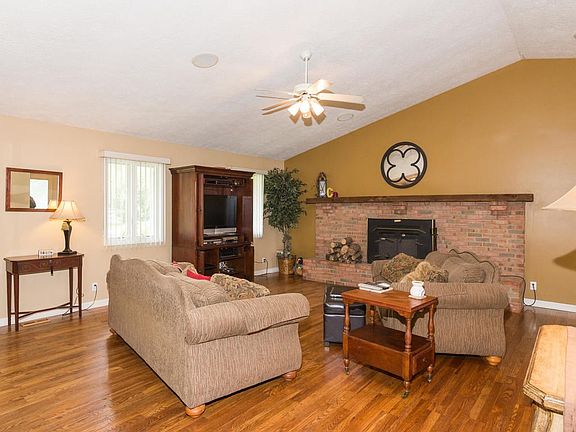 2nd image of 8628 Gunpowder Dr