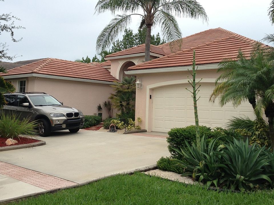 1st image of 2676 Meadowood Ct