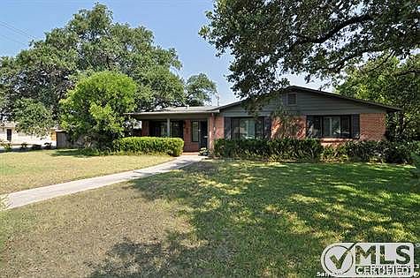 1st image of 303 Royal Oaks Dr