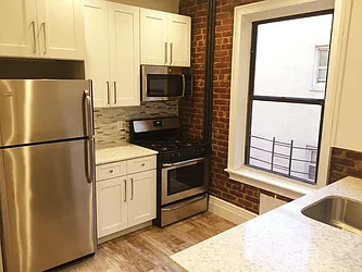 Rented by NY Space Finders Inc.