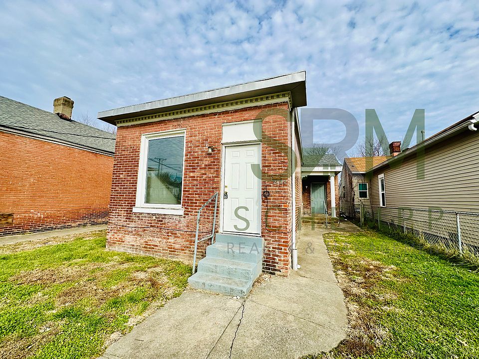 1st image of 2823 Garfield Ave