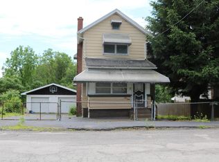 910 Winters Ave, Hazleton, PA 18202