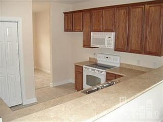 2nd image of 1014 Lake Gaston Dr