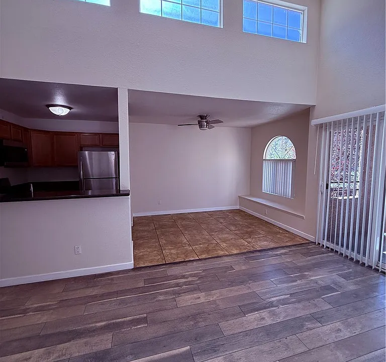 9325 W Desert Inn Rd #260
