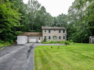 16 Jacks Way, Bowdoinham, ME 04008