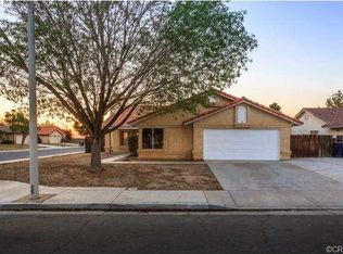 43946 Estrella Ln, Lancaster, CA 93535