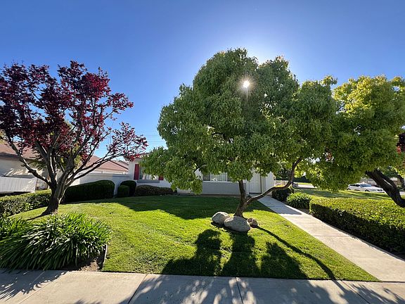 4th image of 4302 Pebble Creek Dr APT A