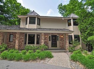 6330 Maple Rdg, Victoria, MN 55331