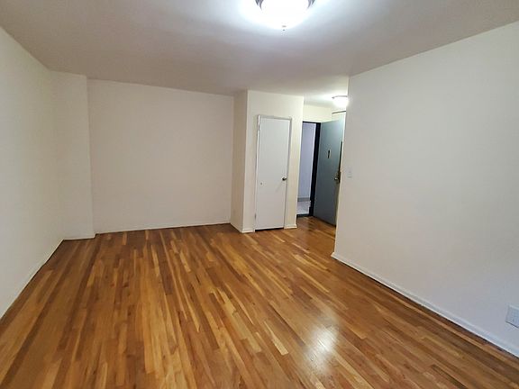 2nd image of 142-20 84th Dr #4E