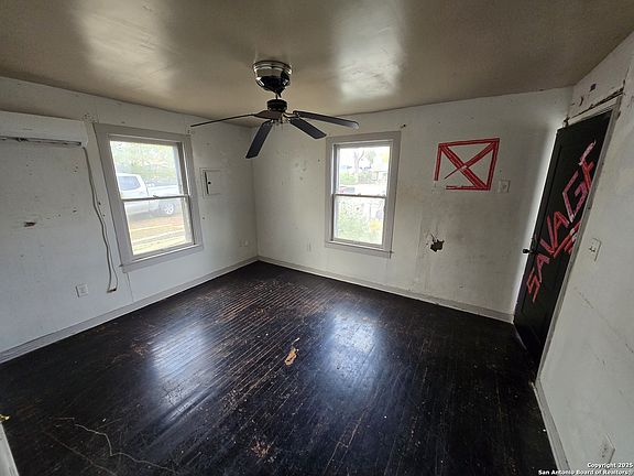 5th image of 1518 Waverly