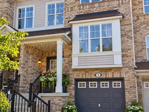 9 Trailview Ter, Toronto, ON M1B 6H3
