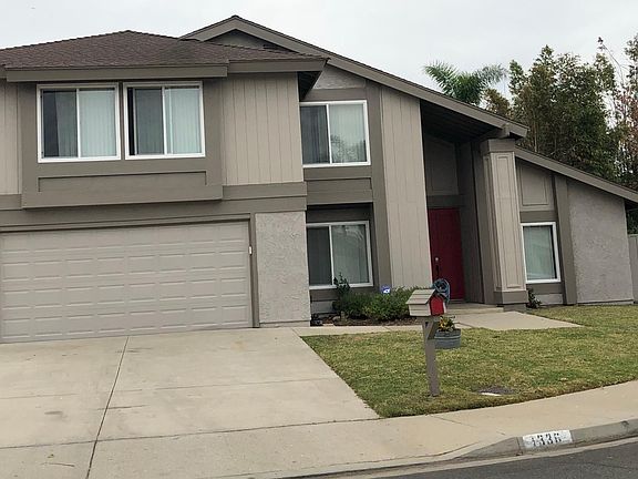 2nd image of 1336 Oakhurst Ct