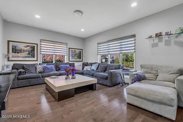 3 Clover Hill Pl — Photo 7