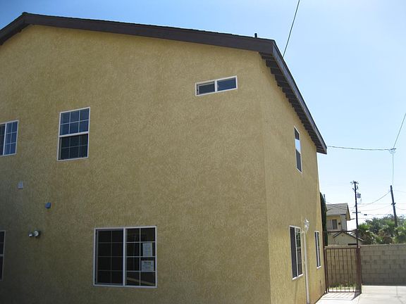 5th image of 1007 E Avenue Q5