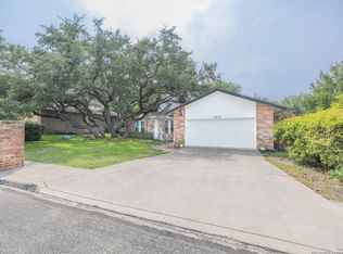 8315 Shallow Creek Dr, San Antonio, TX 78251