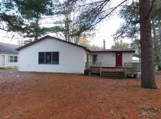 2994 W River Dr, Gladwin, MI 48624
