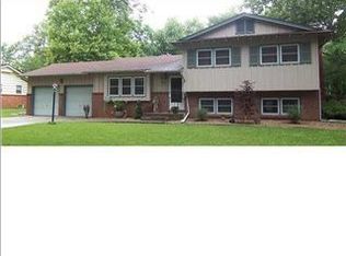 8114 E Mockingbird Ln, Wichita, KS 67207