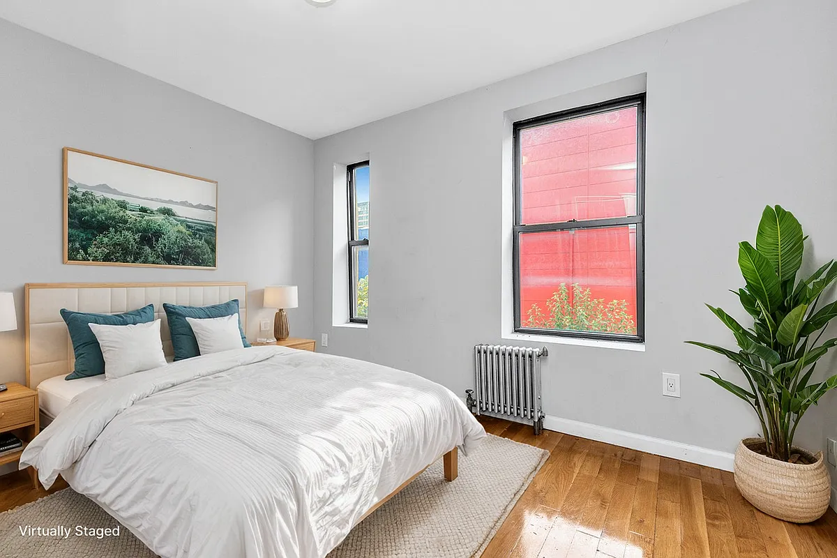 Building Photo - 566 Baltic St #1R