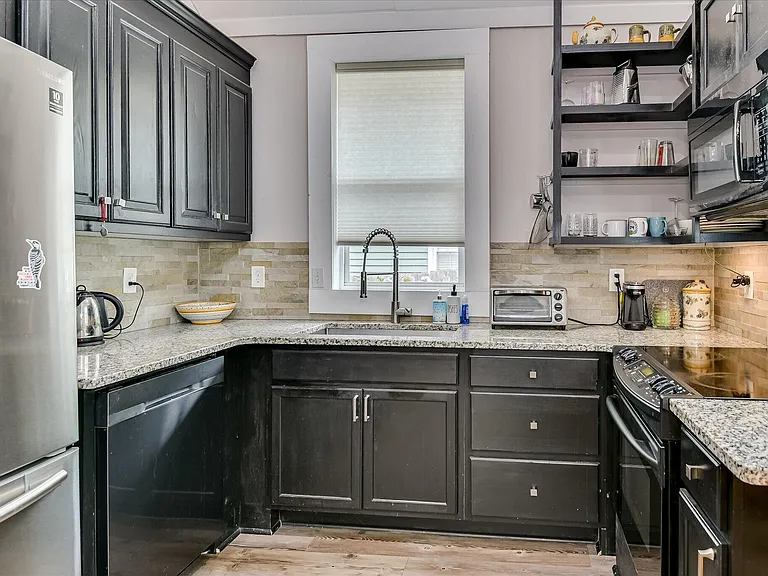 116 Edgefield Ave — Photo 13