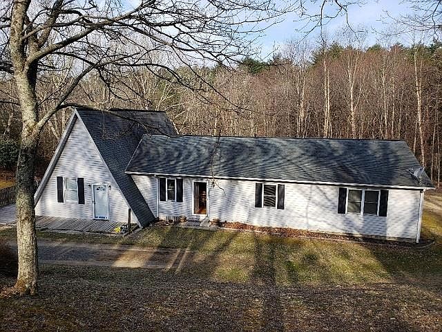 1st image of 383 Overlook Ln