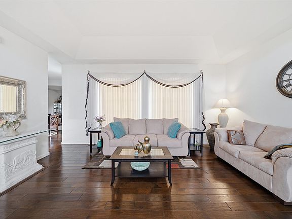 5th image of 5306 N Ashford Dr