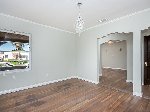 5th image of 4405 34th St