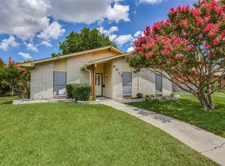 5017 Amhurst Ln, The Colony, TX 75056
