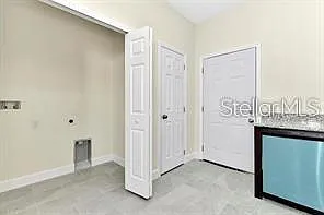 285 N Kentucky Ave — Photo 7