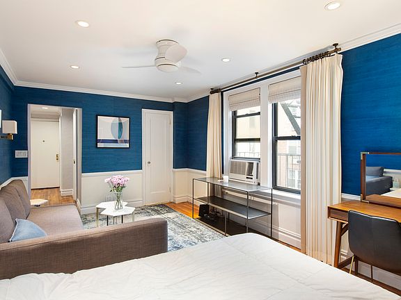3rd image of 321 E 54th St APT 6F