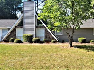 105 Lake Front Dr, Warner Robins, GA 31088