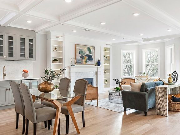 3rd image of 189 Babcock St #3