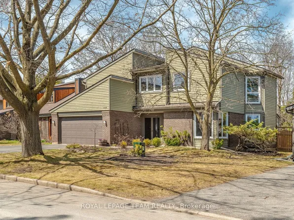 3124 Quesnel Dr, Ottawa, ON K1V 7E6