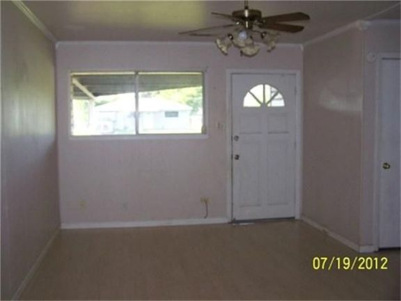 2nd image of 2915 Avenue D