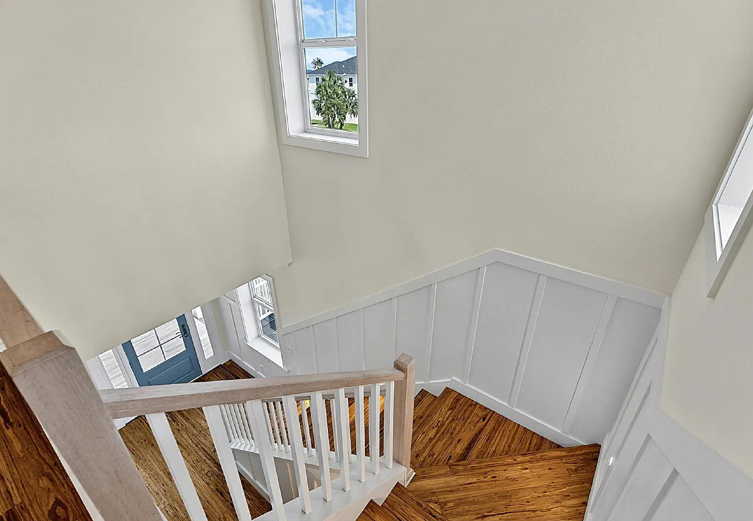 4 bed, 5.0 bath, 3069 sqft, $7,500 — Photo 4