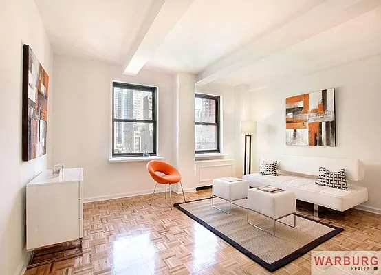 Sold by Warburg | media 11