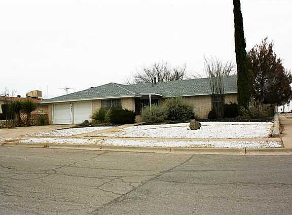 2nd image of 10561 Greenway Ave