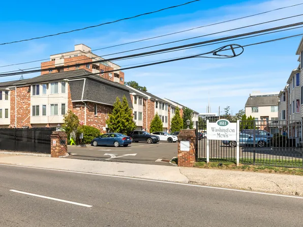 1611 Washington Boulevard APT 27, Stamford, CT 06902