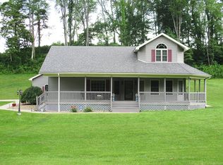 6629 Meadowbrook Rd, Albany, OH 45710