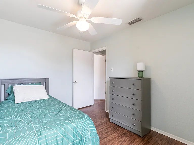 1689 Chachalaca Ln — Photo 24