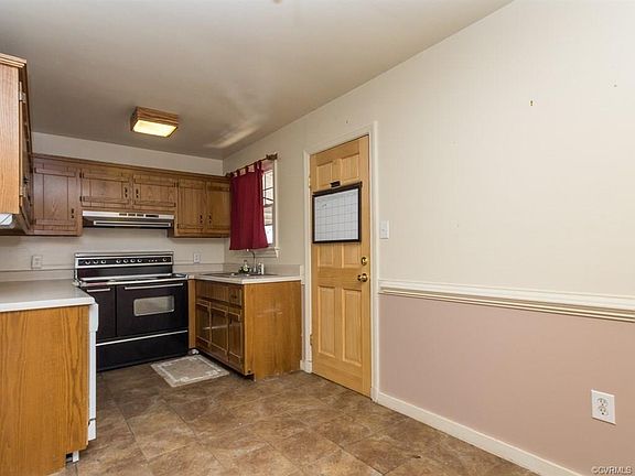 5th image of 2904 Pickett St