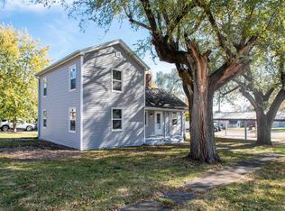 401 E Fast Ave, Mackinaw, IL