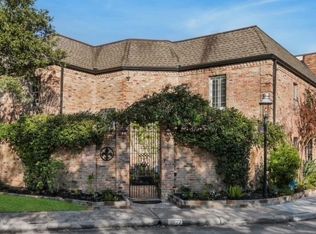 8622 Fontainbleu St, Houston, TX 77024