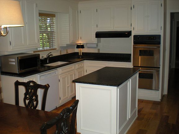 5th image of 618 Dogwood Cir