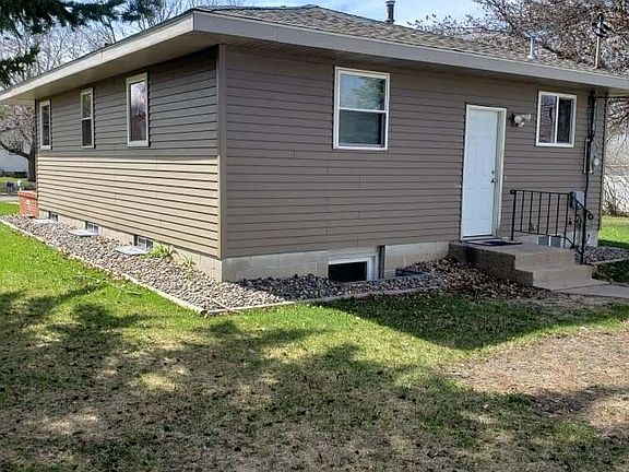 2nd image of 1202 11th Ave S