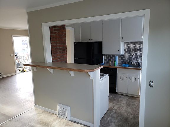 2nd image of 1506 Judson Ave