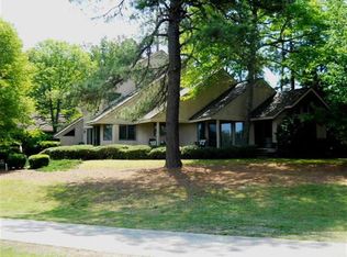 25 Lake Hills Rd, Pinehurst, NC 28374