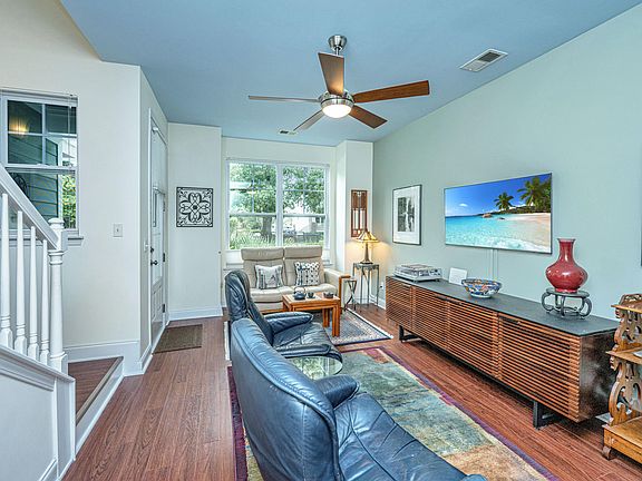 3rd image of 5122 E Liberty Park Cir
