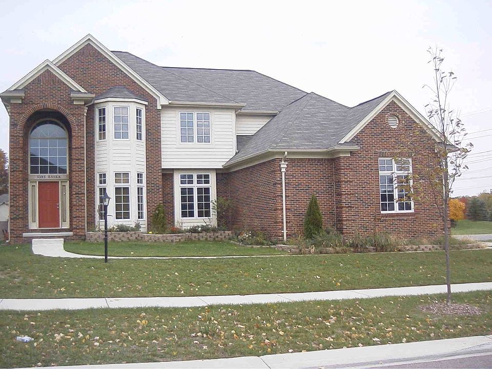 1st image of 1395 Essex Dr