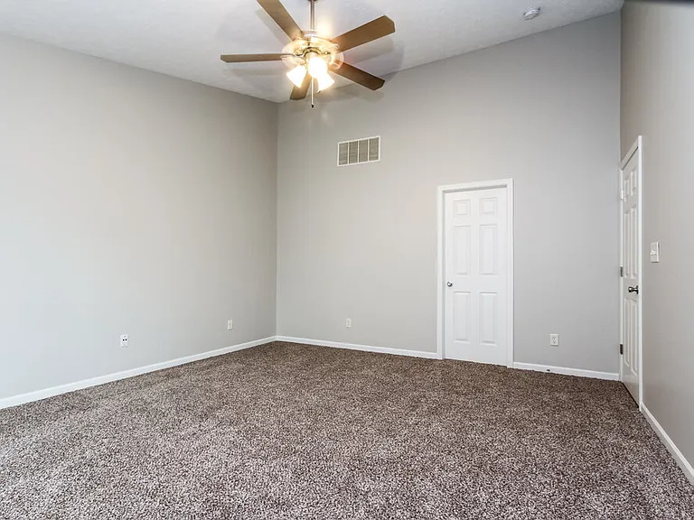 1108 Newgate Cir — Photo 9