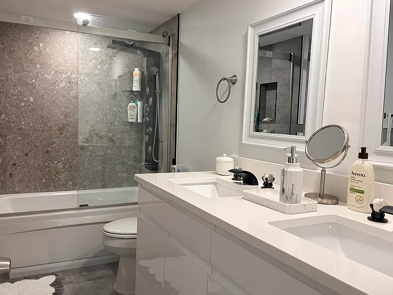 1505 N Riverside Dr #1403 — Photo 21